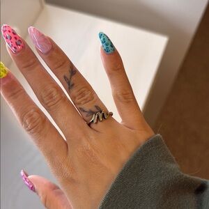 - James Avery m Ring